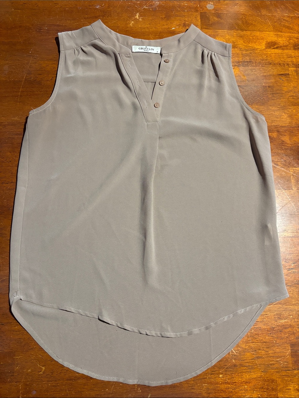 Griffin Sleeveless V-Neck Tank in Taupe